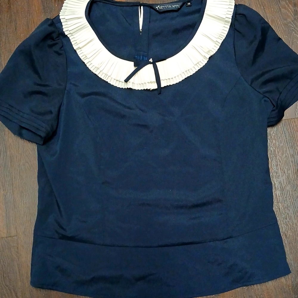 Blue‎ and White Fitted Blouse with Peter Pan Collar